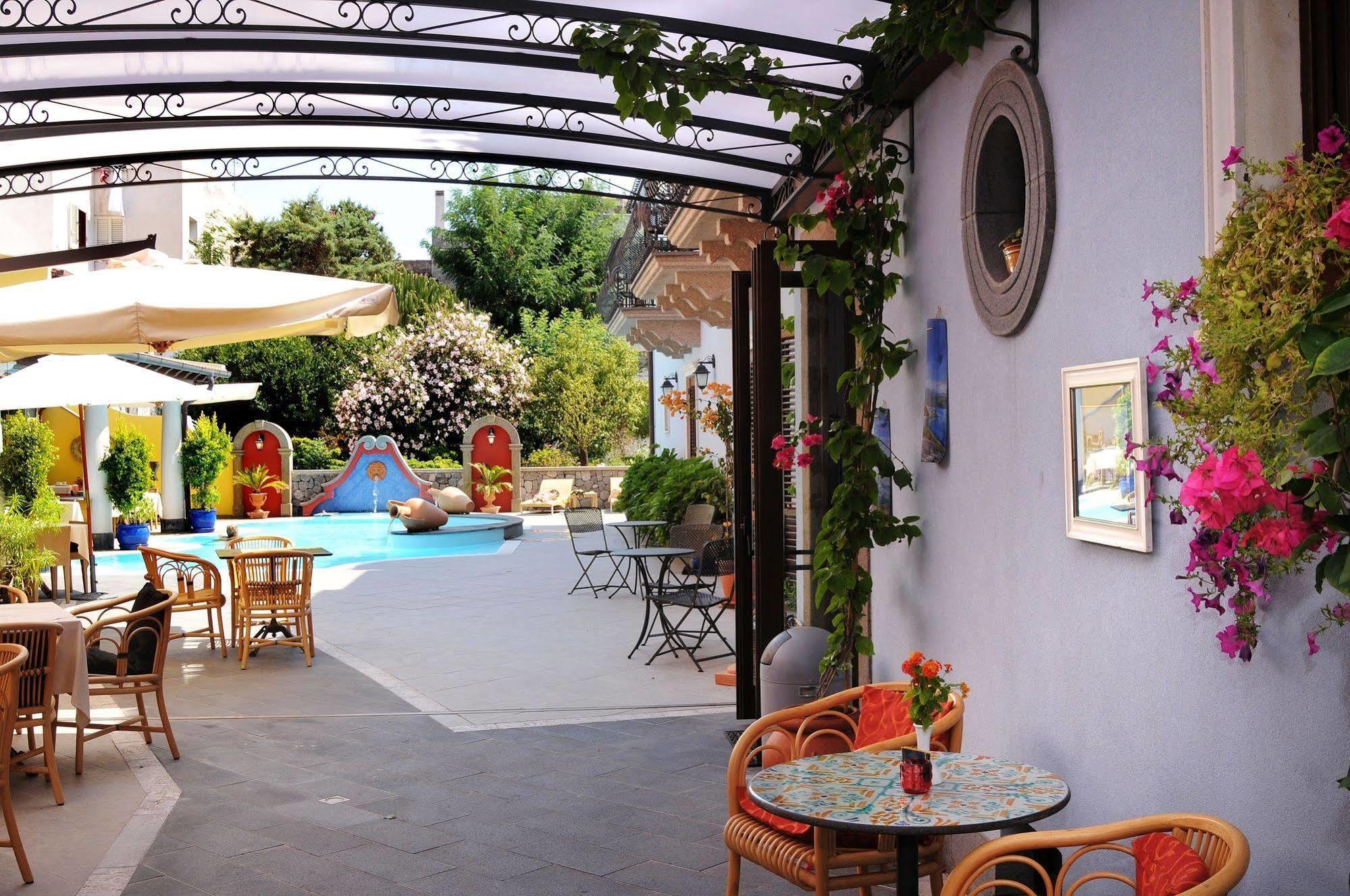 Arciduca Grand Hotel Липари Екстериор снимка